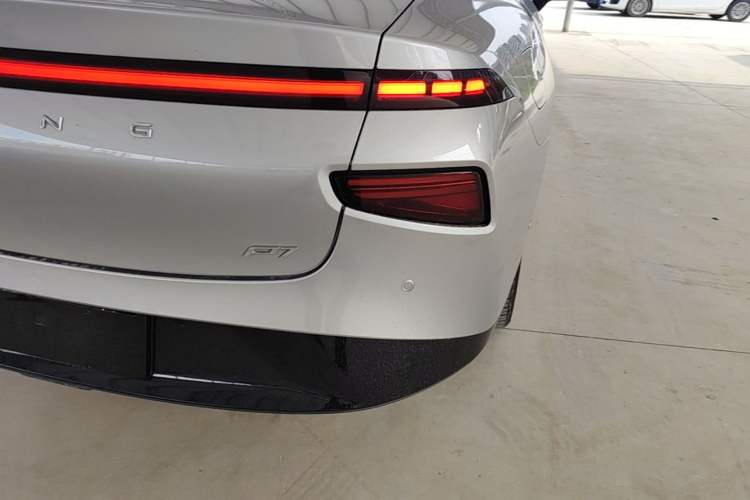 Used XPeng P7 2022 480E+ Right Rear Taillight