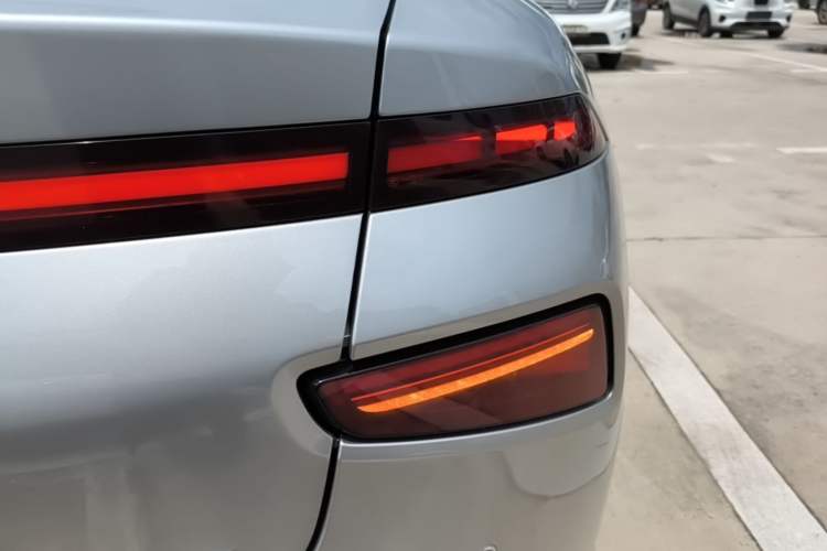 Used XPeng P7 2022 625E Right Rear Taillight