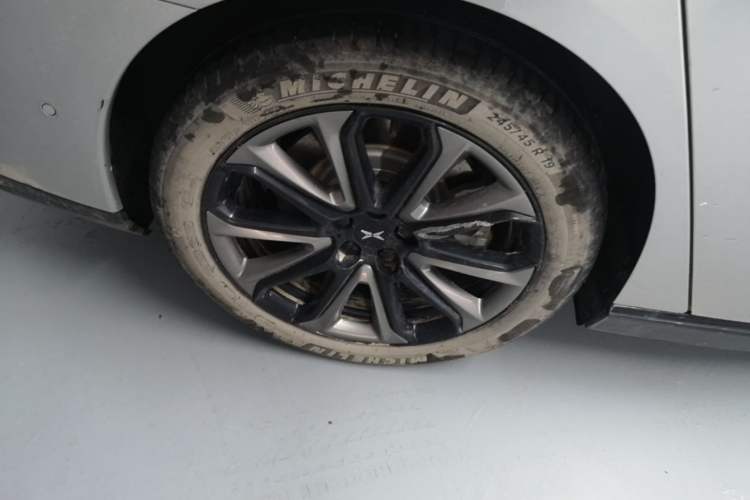 Used XPeng P7 2022 625E Right Rear Wheel Hub
