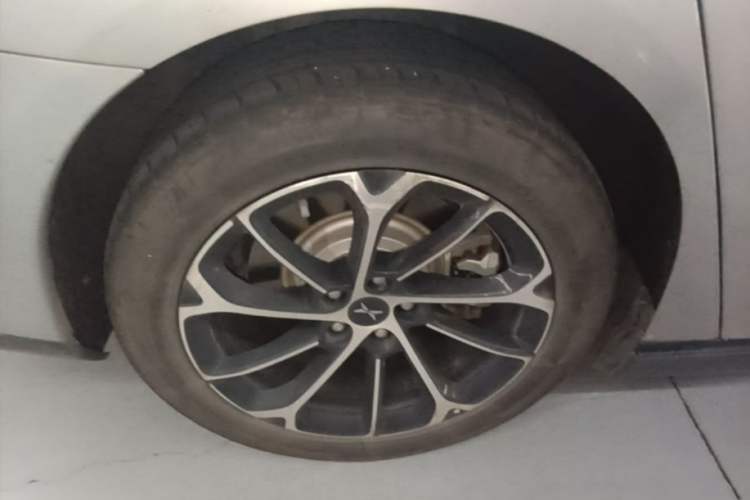 Used XPeng P7 2022 480G Right Rear Wheel Hub