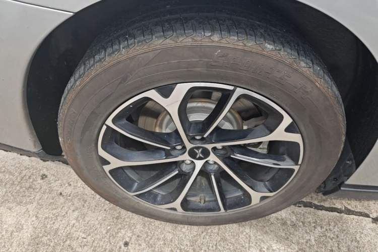 Used XPeng P7 2022 625E Right Rear Wheel Hub
