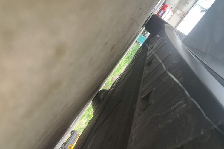 Used XPeng P7 2022 670N+ Right Side Sill