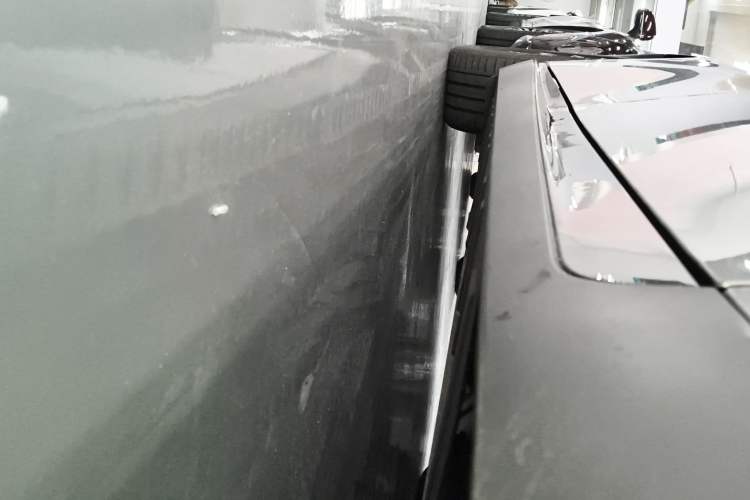 Used XPeng P7 2022 586G Right Side Sill