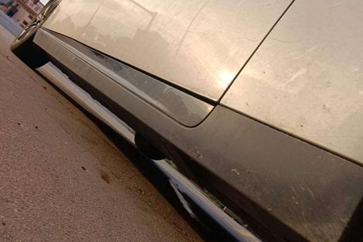 Used XPeng P7 2022 480E+ Right Side Sill
