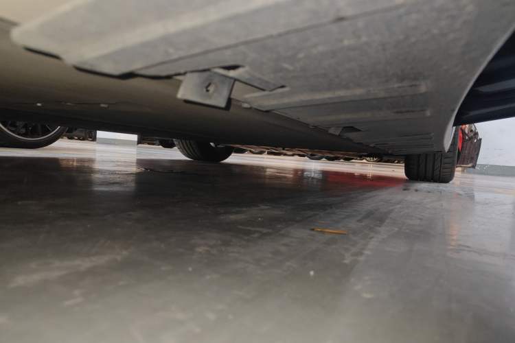 Used XPeng P7 2022 625E Right Side Sill