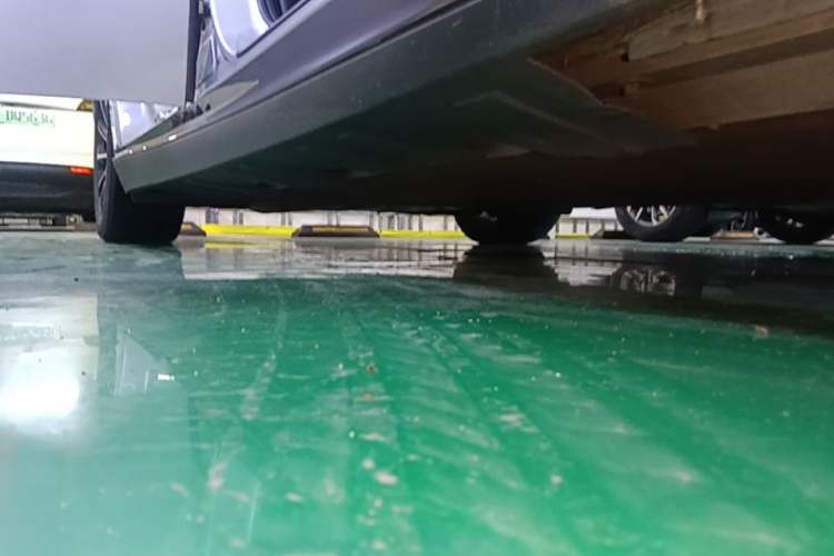 Used XPeng P7 2022 625E Right Side Sill