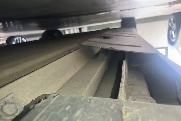 Used XPeng P7 2022 625E Right Side Sill