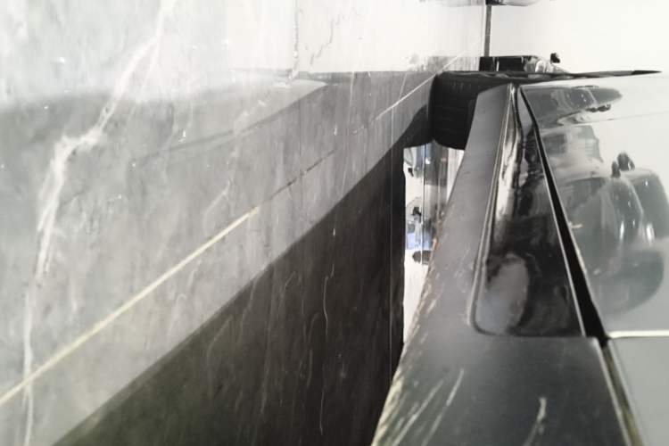 Used XPeng P7 2022 586G Right Side Sill