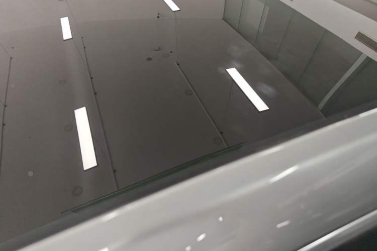 Used XPeng P7 2022 625E Roof