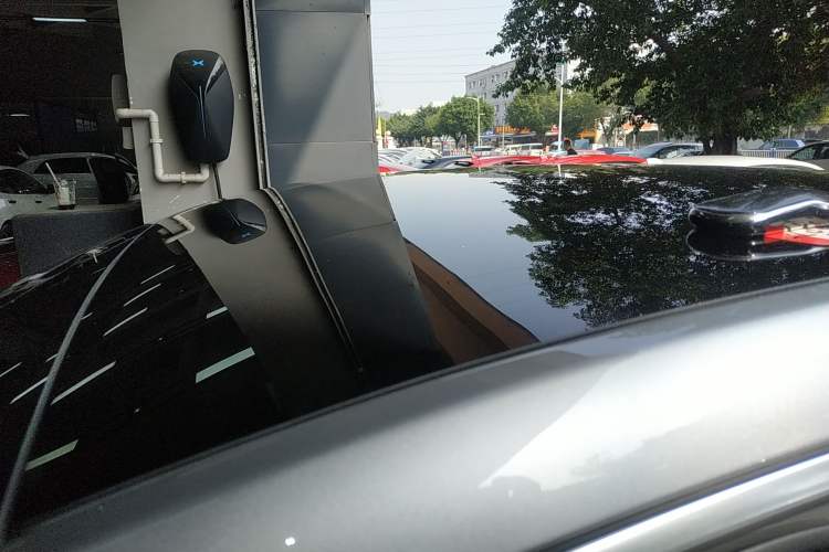 Used XPeng P7 2022 480 Standard Range Smart Drive Edition Roof