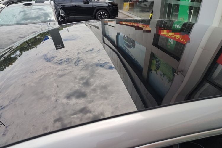 Used XPeng P7 2022 625E Roof