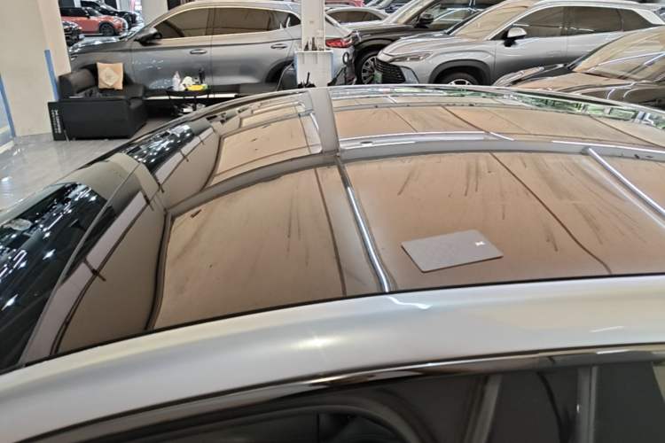 Used XPeng P7 2022 480N+ Roof