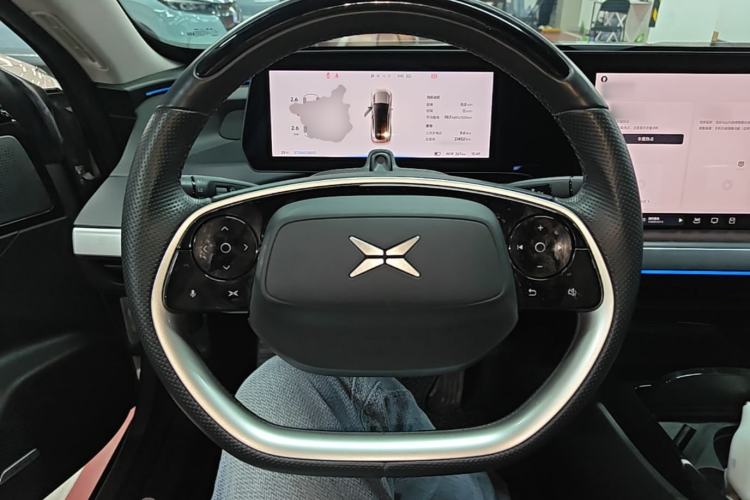 Used XPeng P7 2022 670N+ Steering Wheel
