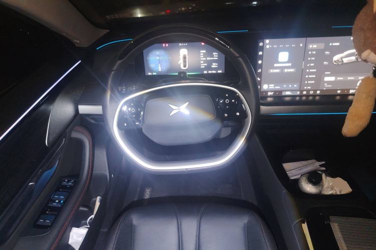 Used XPeng P7 2022 670N+ Steering Wheel