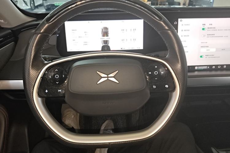 Used XPeng P7 2022 670N+ Steering Wheel