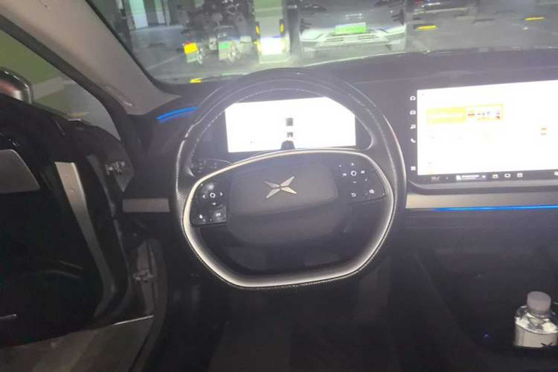 Used XPeng P7 2022 670N+ Steering Wheel
