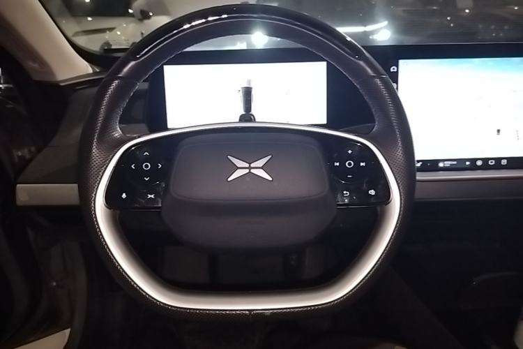 Used XPeng P7 2022 480G+ Steering Wheel