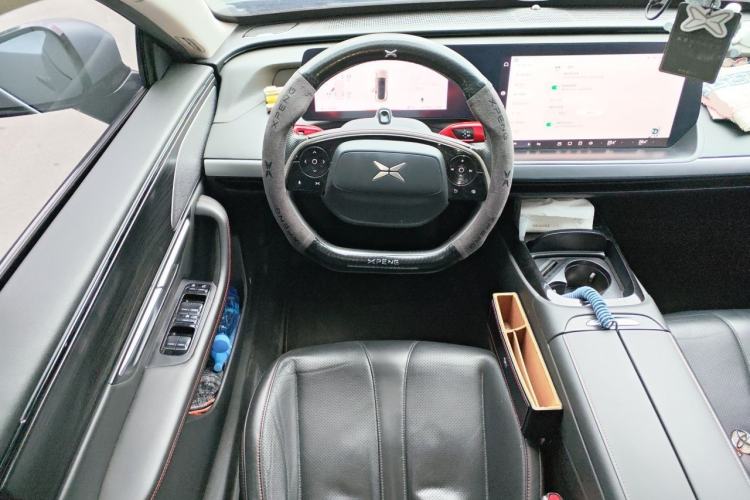 Used XPeng P7 2022 670N+ Steering Wheel