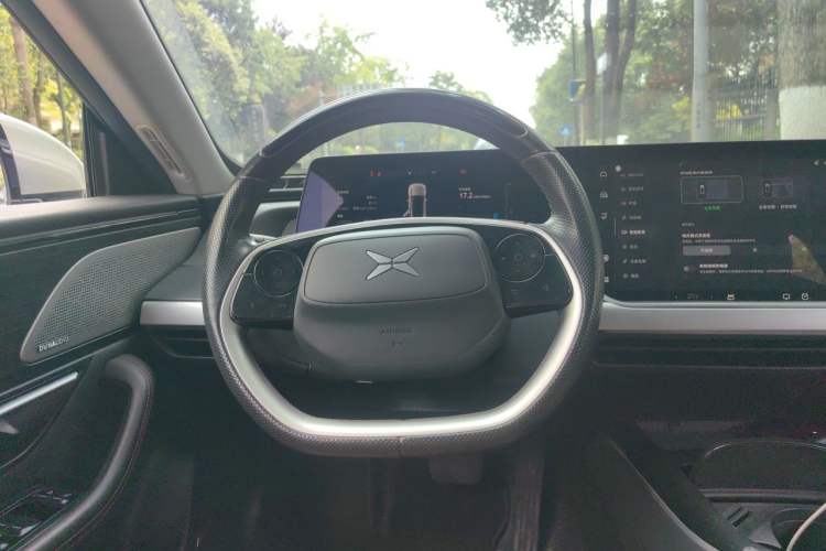 Used XPeng P7 2022 670N+ Steering Wheel