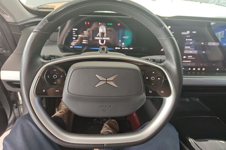 Used XPeng P7 2022 670N+ Steering Wheel
