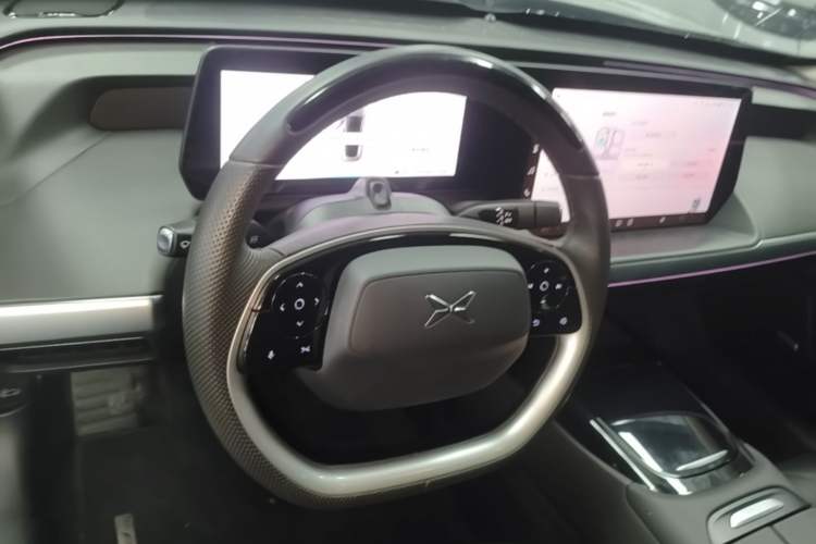 Used XPeng P7 2022 586G Steering Wheel