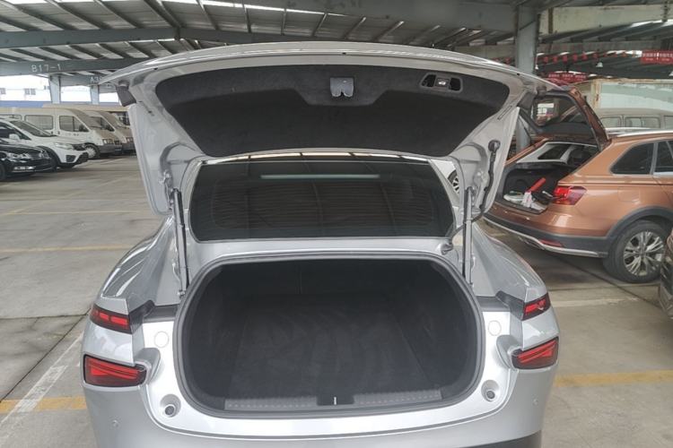 Used XPeng P7 2022 670N+ Trunk