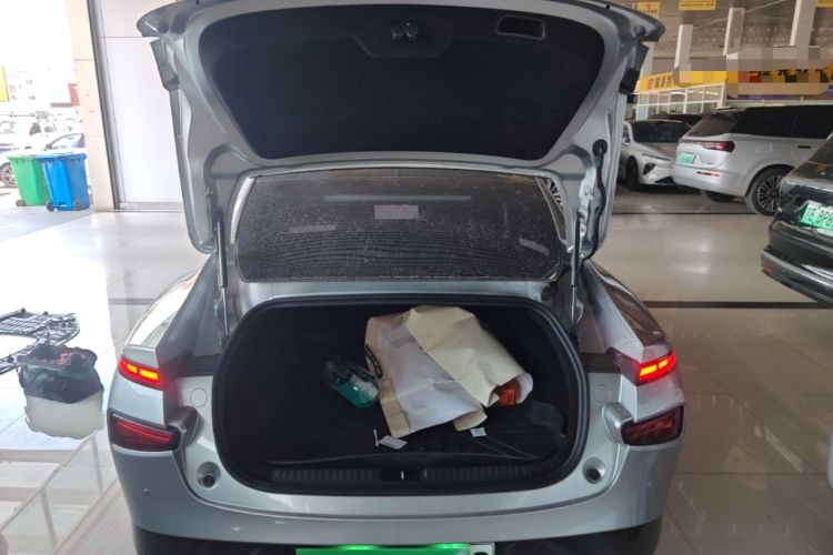 Used XPeng P7 2022 480N+ Trunk