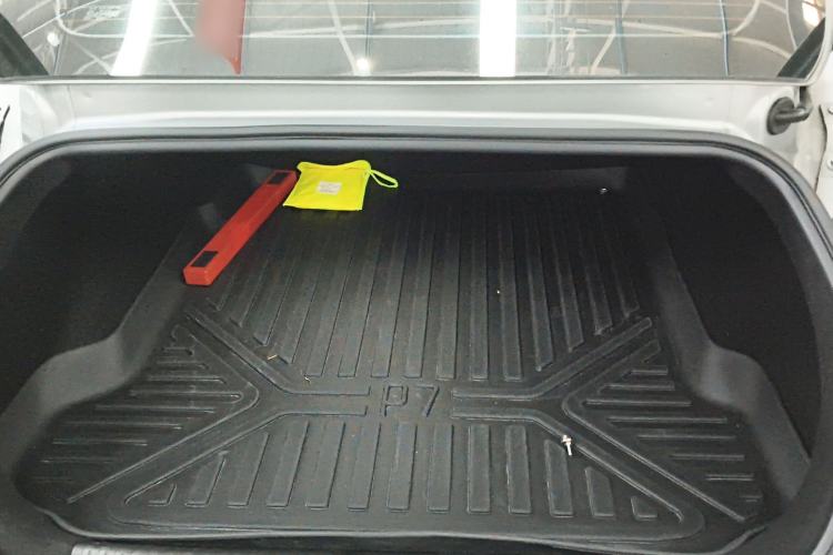 Used XPeng P7 2022 586G Trunk