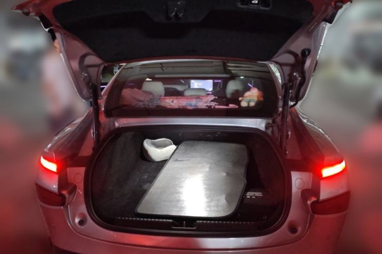 Used XPeng P7 2022 480N+ Trunk