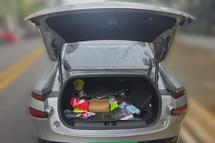 Used XPeng P7 2022 480E Trunk