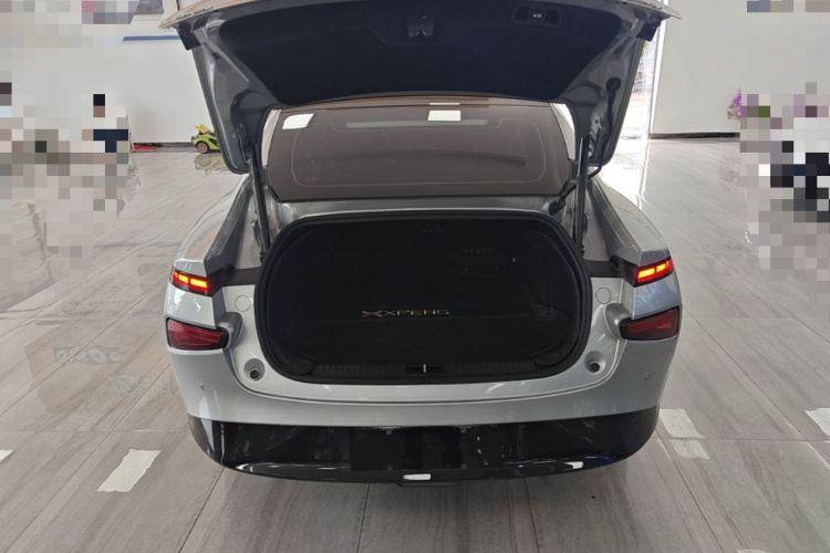 Used XPeng P7 2022 670N+ Trunk
