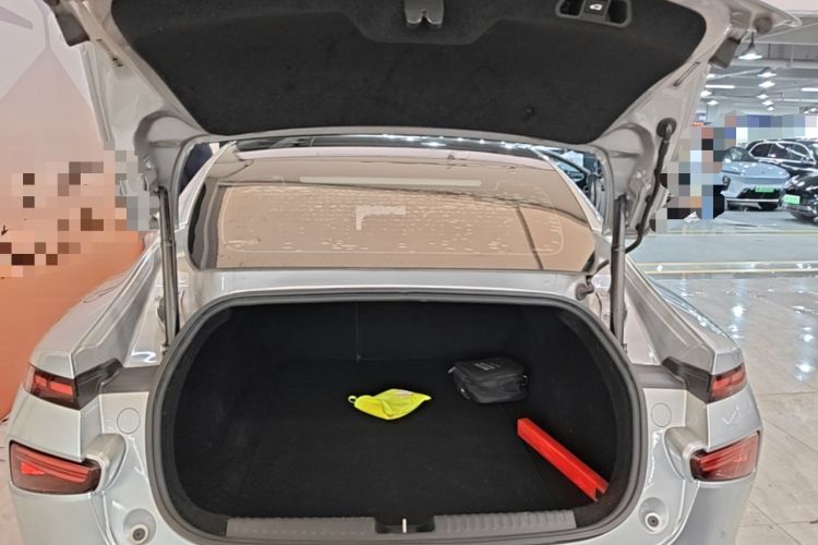 Used XPeng P7 2022 480N+ Trunk