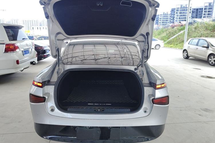 Used XPeng P7 2022 480E+ Trunk