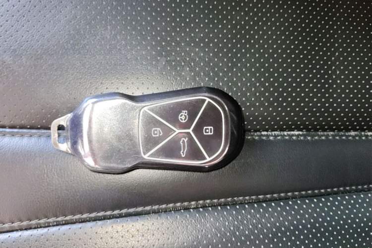 Used XPeng P7 2022 480E+ Vehicle Key