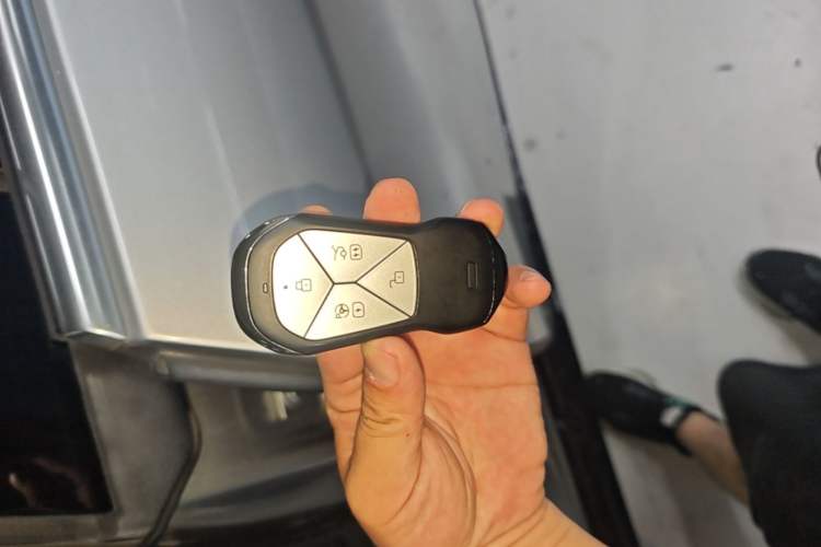 Used XPeng P7 2022 480E Vehicle Key