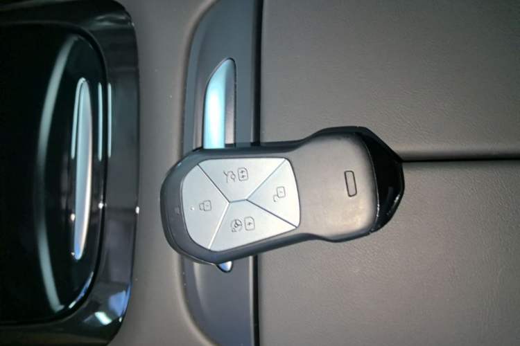 Used XPeng P7 2022 625E Vehicle Key