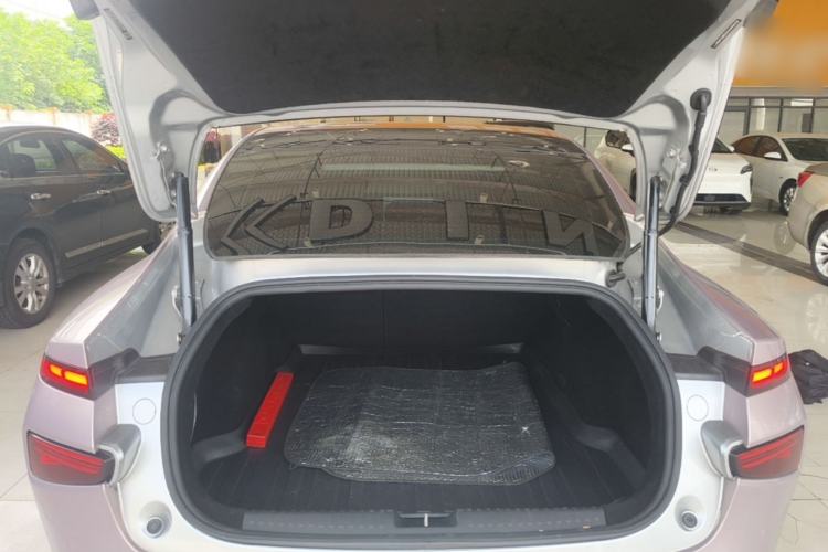 Used XPeng P7 2022 670N+ Trunk
