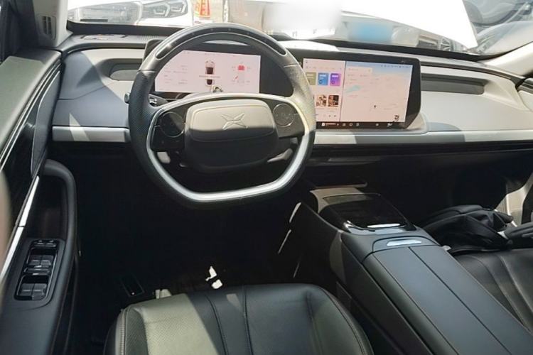 Used XPeng P7 2022 625E Center Console