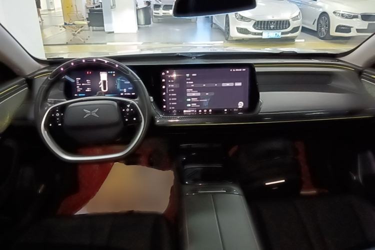 Used XPeng P7 2022 480E+ Center Console