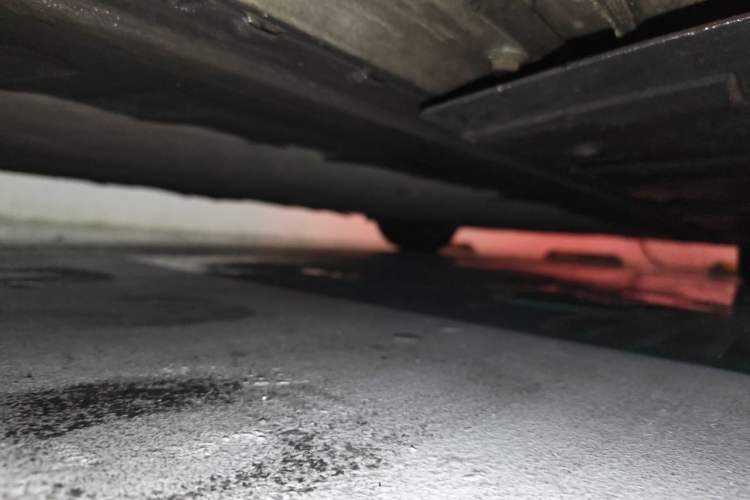 Used XPeng P7 2022 480E Chassis Front Left