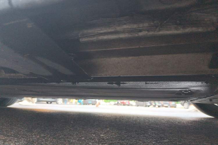Used XPeng P7 2022 670N+ Chassis Front Right