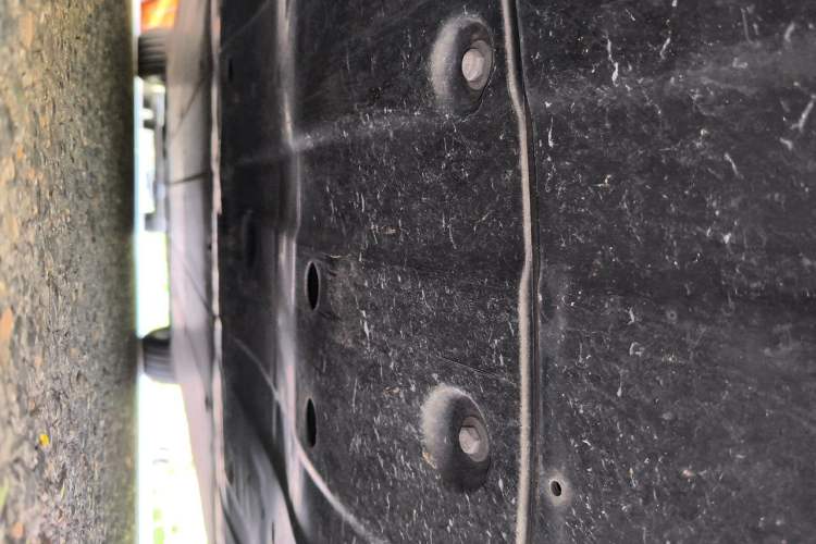 Used XPeng P7 2022 586E Chassis Front