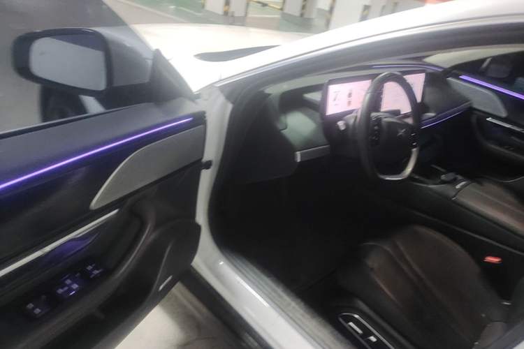 Used XPeng P7 2022 480E+ Driver Seat