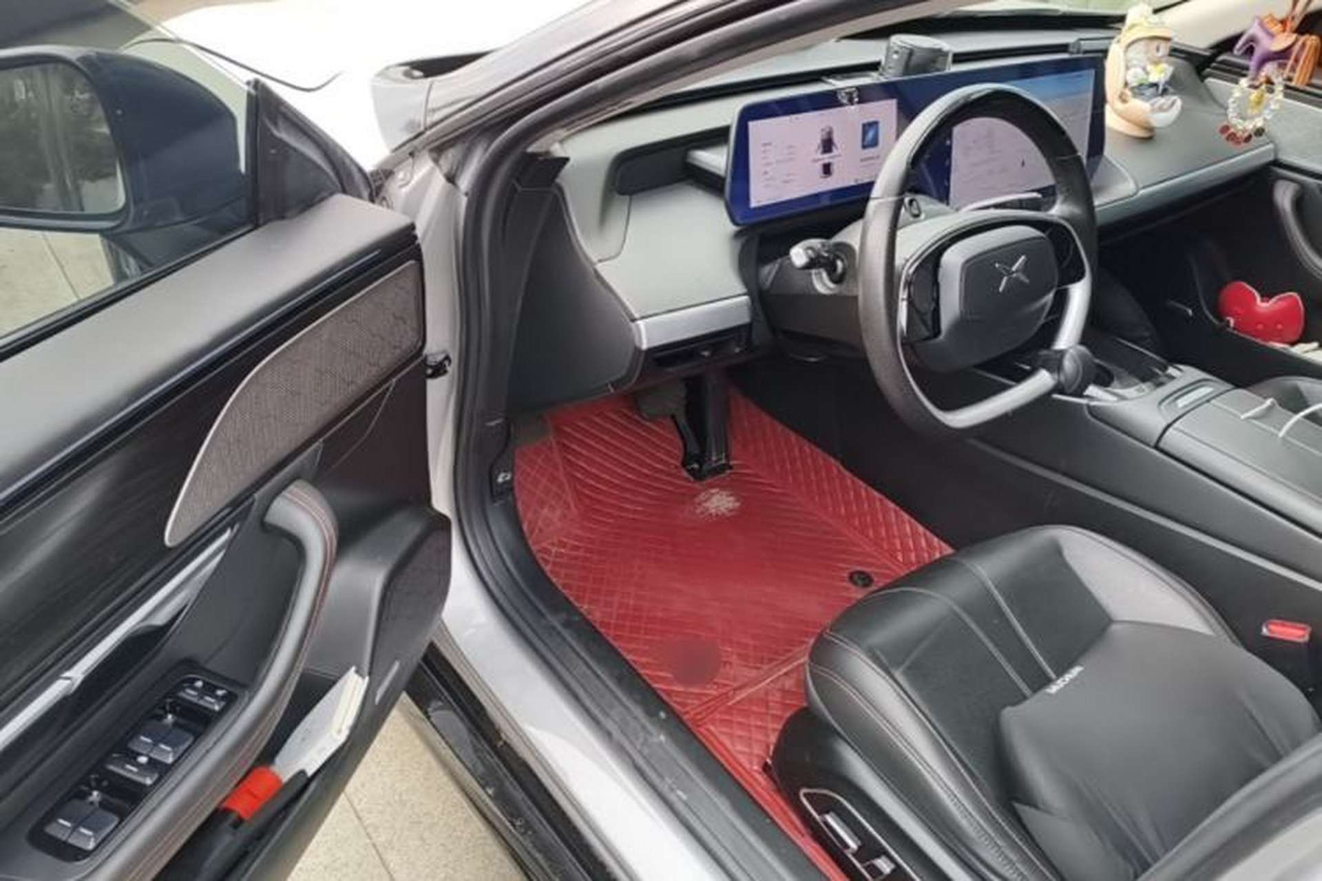Used XPeng P7 2022 670N+ Driver Seat