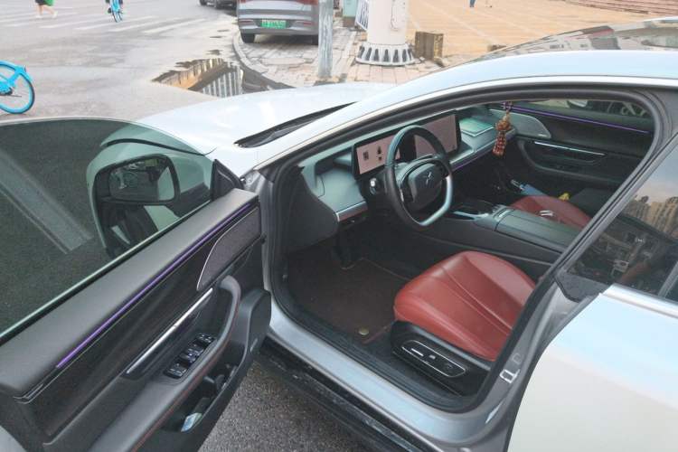Used XPeng P7 2022 670N+ Driver Seat