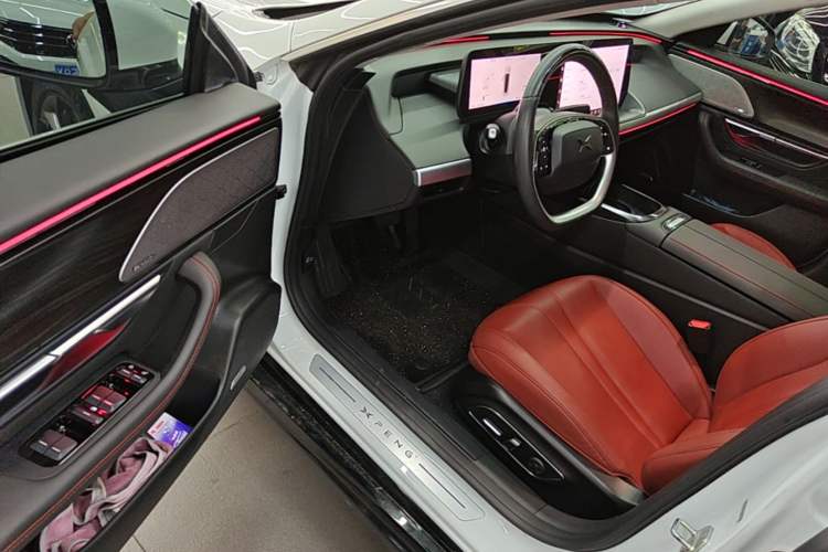 Used XPeng P7 2022 480E+ Driver Seat