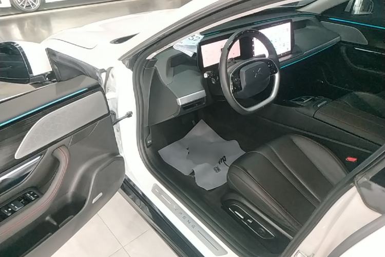 Used XPeng P7 2022 480E+ Driver Seat