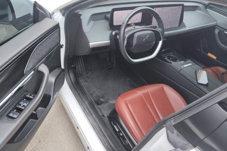 Used XPeng P7 2022 480G+ Driver Seat