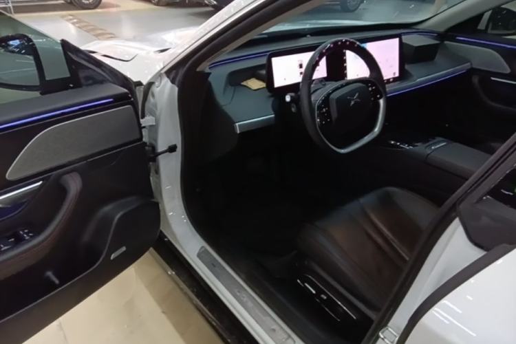 Used XPeng P7 2022 480E+ Driver Seat