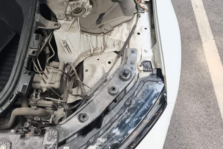 Used XPeng P7 2022 480N+ Engine Bay Left